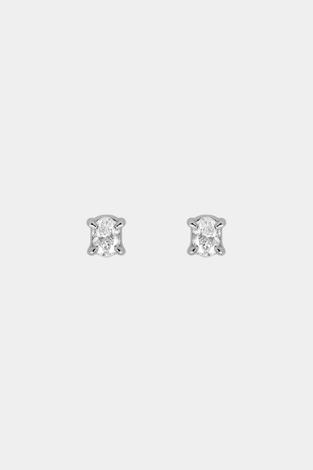 Oval Diamond Studs | 18K White Gold