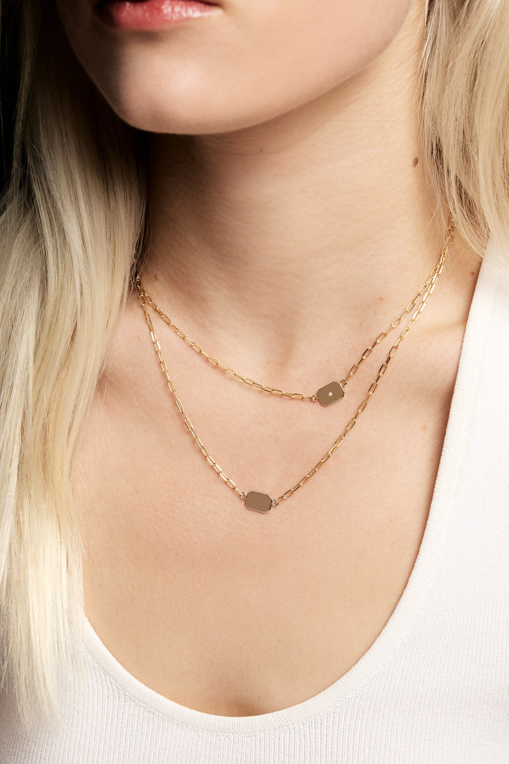 Mina Tag Necklace | 9K White Gold| Natasha Schweitzer