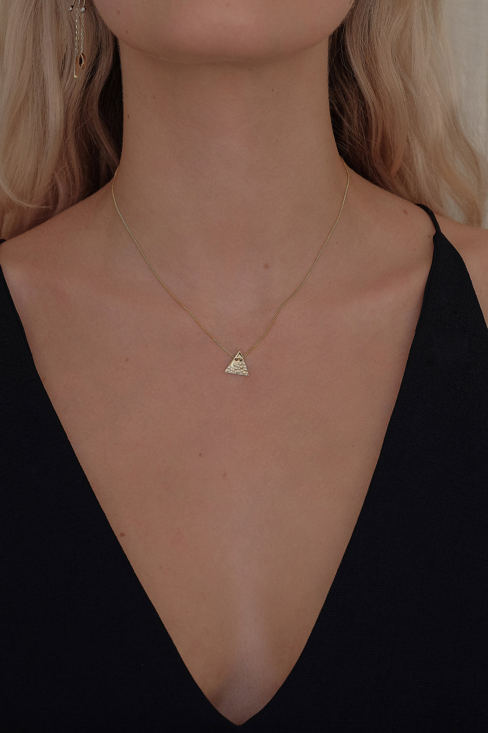 Earth Element Necklace | 9K Gold