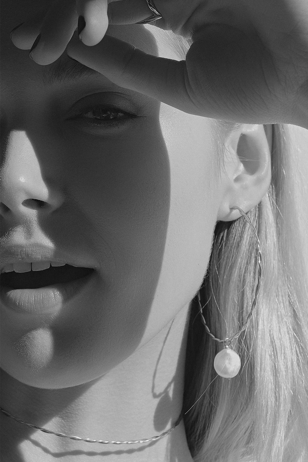 Helix Pearl Earrings Large | Silver| Natasha Schweitzer