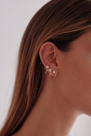 Lara Hoops with Pearl | 9K Yellow Gold | Natasha Schweitzer