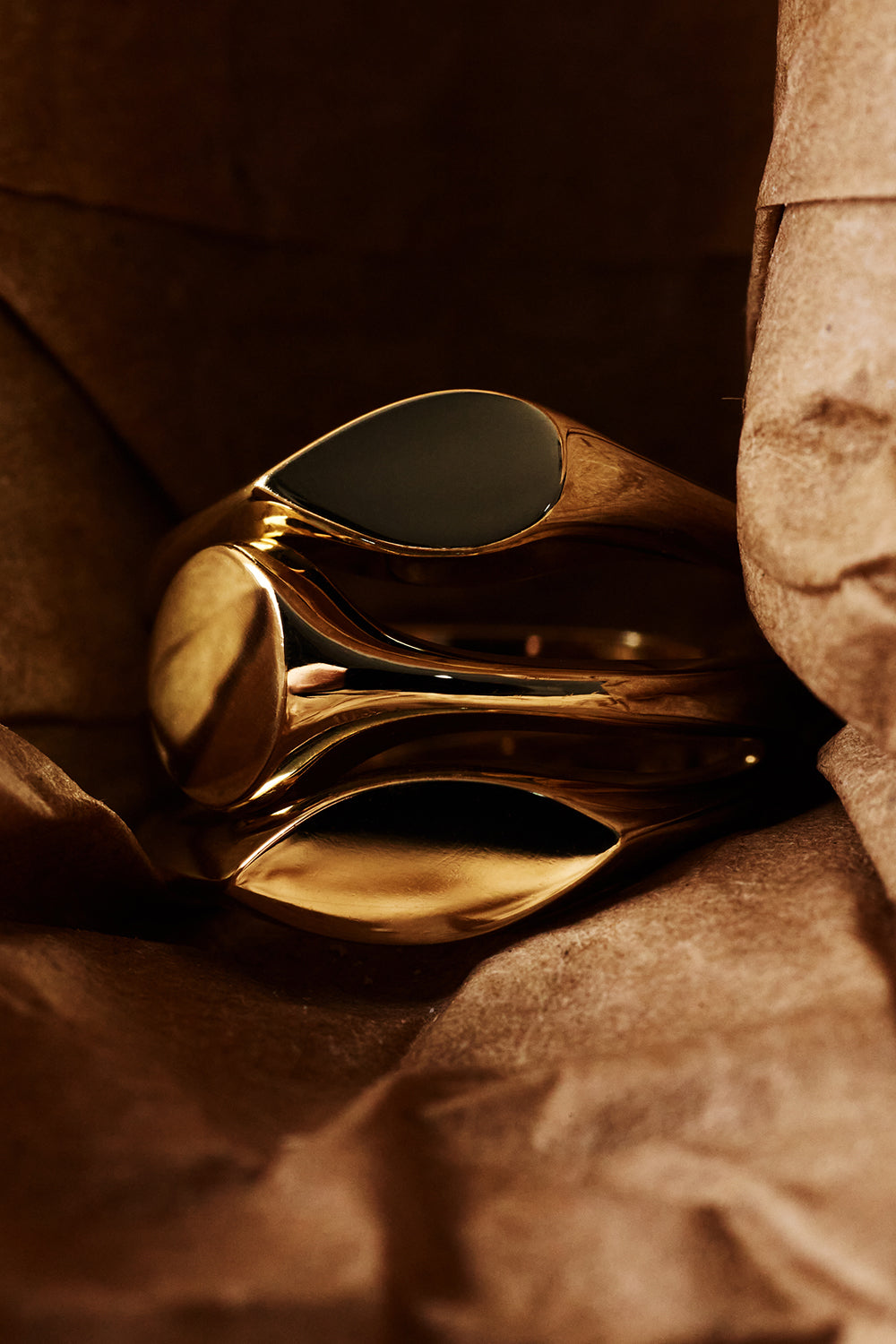 Mini Pear Signet Ring | Yellow Gold| Natasha Schweitzer