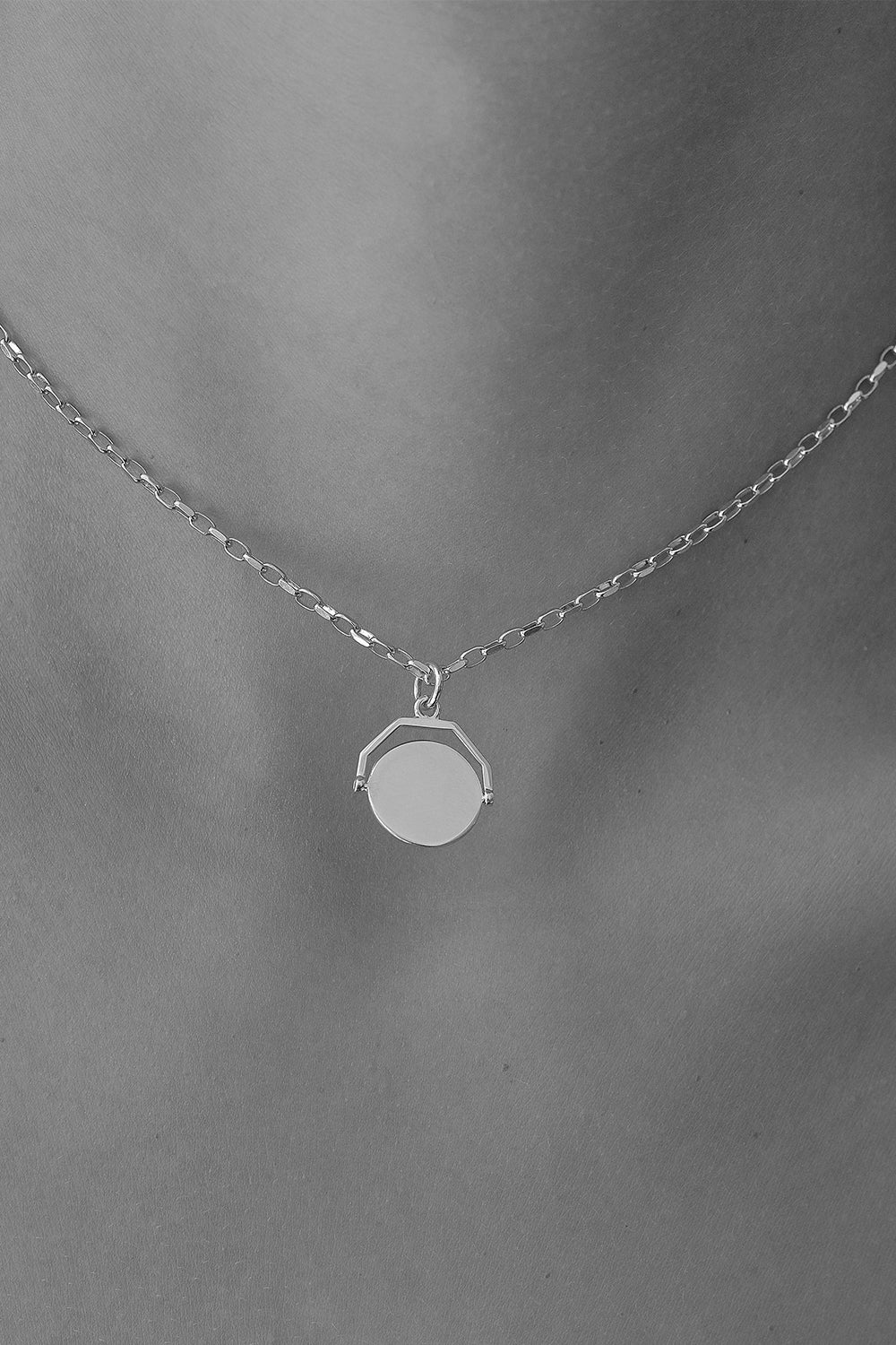 Odette Spinner Necklace | Silver| Natasha Schweitzer