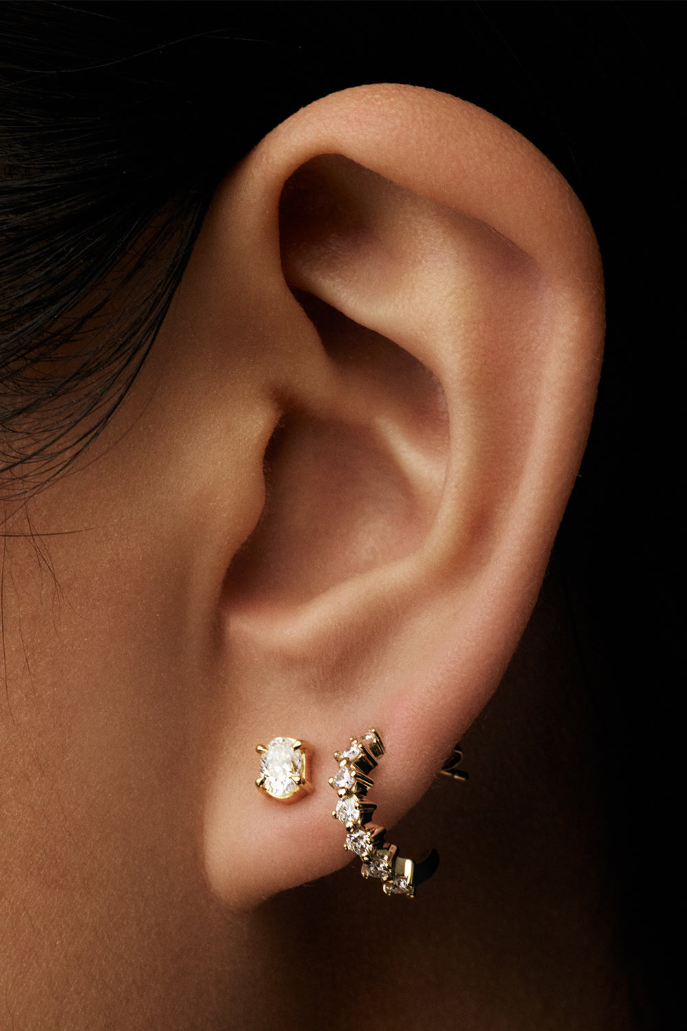 Oval Diamond Stud Earrings | 18K Yellow Gold