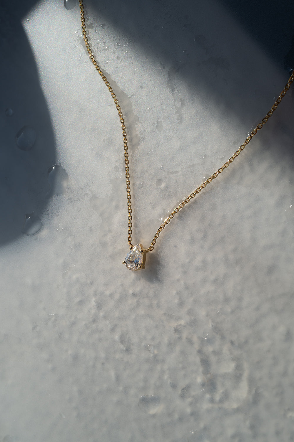 Pear Diamond Necklace | 18K Gold| Natasha Schweitzer