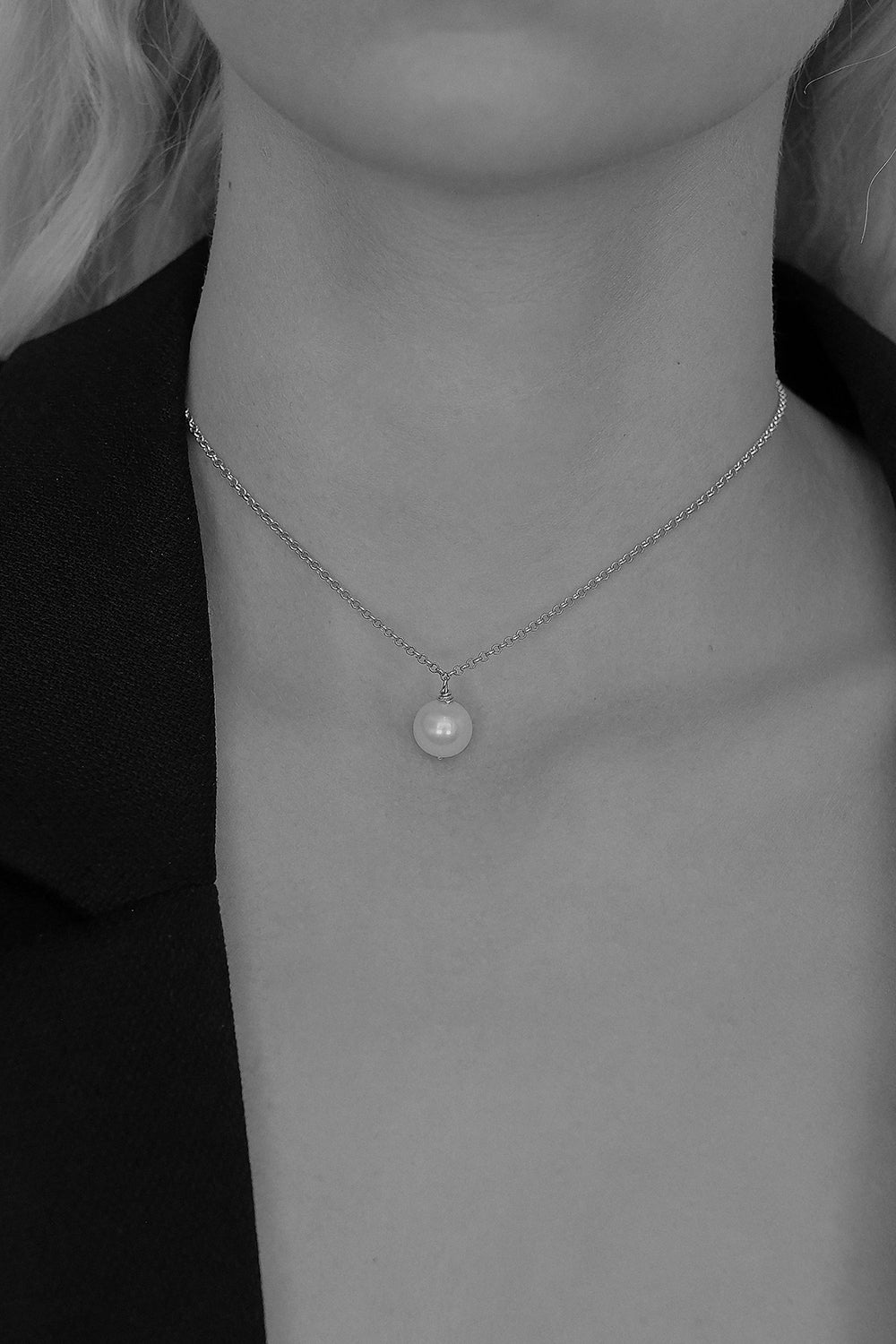 Round Pearl Choker | Silver
