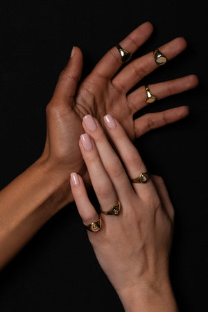 Oval Diamond Signet Ring | Yellow Gold | Natasha Schweitzer
