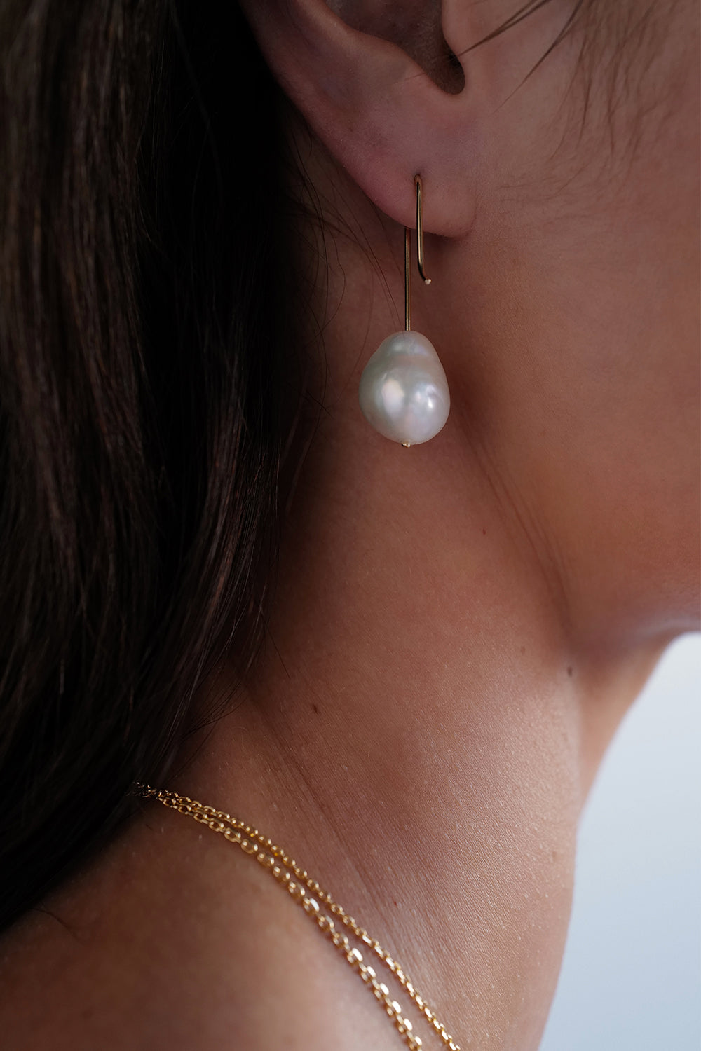 Stella Baroque Pearl Earrings | 9K Yellow Gold