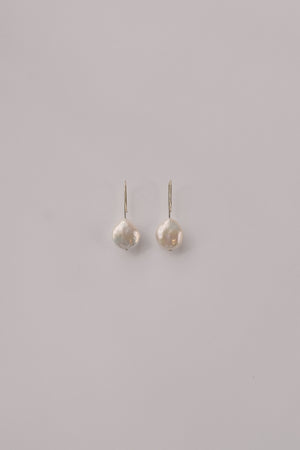 Stella Keshi Pearl Earrings | 9K Yellow Gold | Natasha Schweitzer