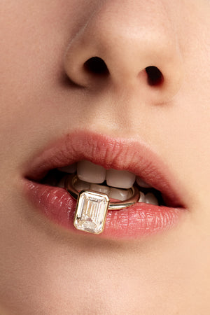 Emerald Diamond Bezel Ring | 18K Gold | Natasha Schweitzer